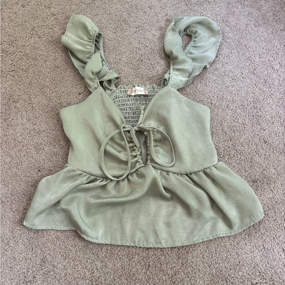 Altars state cross front top size small green
